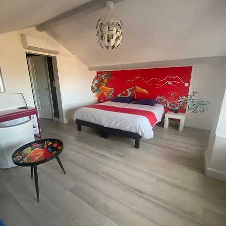 D'hotes Volcano 3*